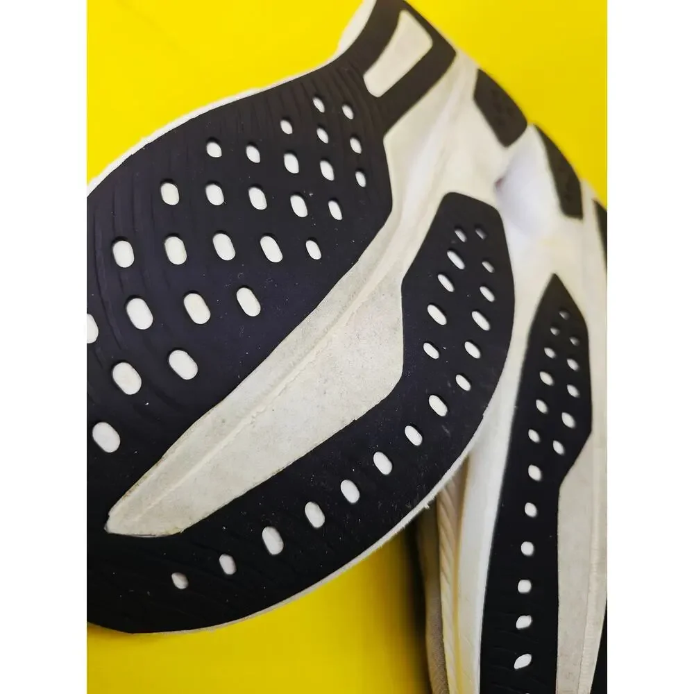 Hoka One One hoka worn